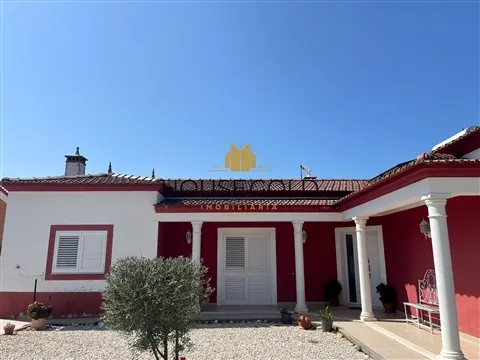 Moradia T3 em Benfica do Ribatejo (BFR-315)