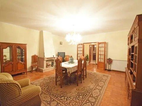 T3 c/ Garagem (BOX) - Fundão