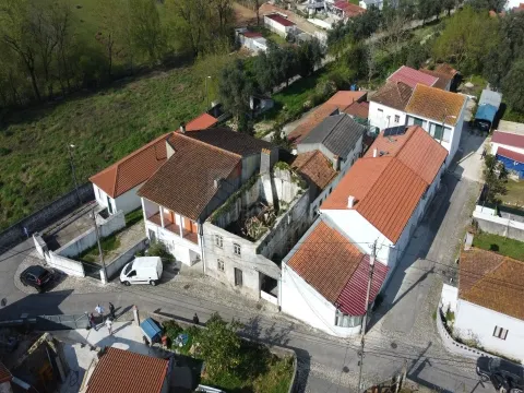 Maison à Restaurer 6 Chambre(s)