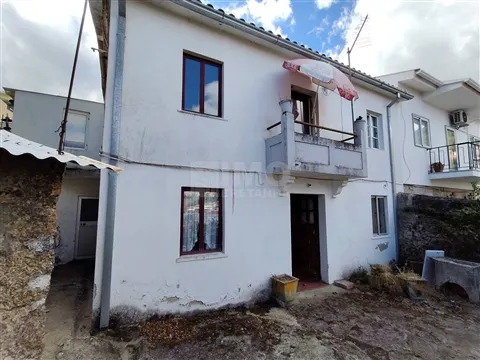 Edifício com 3 Apartamentos T2 | Investimento | Cantar Galo – Covilhã