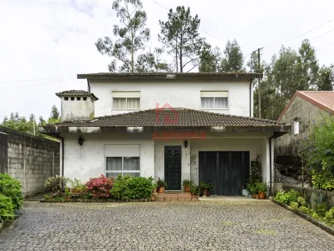 Moradia T3 em Codessos, Paços de Ferreira