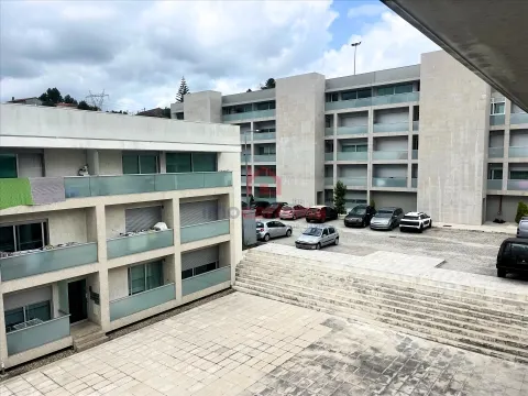 Apartamento T2 em Serzedelo, Guimarães