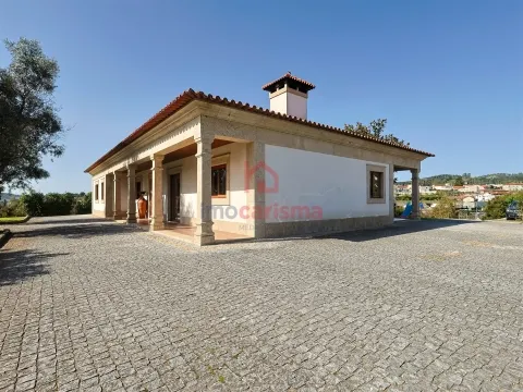 Moradia Térrea de Luxo T3 em Vilarinho, Santo Tirso
