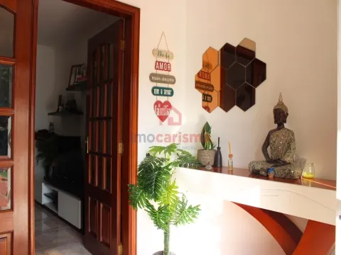 Individual T4 House in Gondar, Guimarães