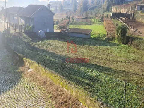 Terreno para construção com 4.340m2 em Sanfins Ferreira, Paços de Ferreira