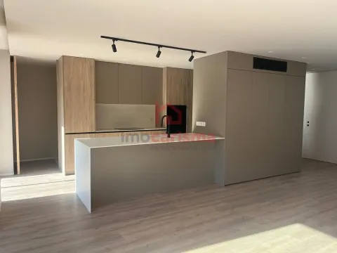 Apartamento T3 Novo na Costa, Guimarães