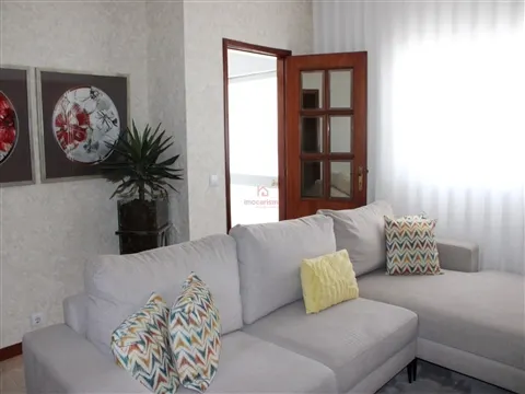 Andar Moradia T3 em Tagilde, Vizela