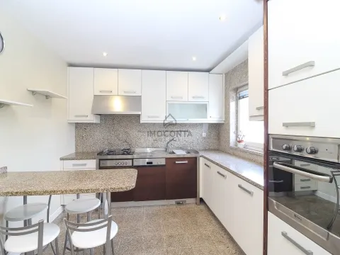 Apartamento T4 DUPLEX