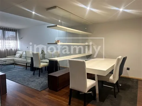 Apartamento T2 nas Antas com Vista para o Estádio do Dragão