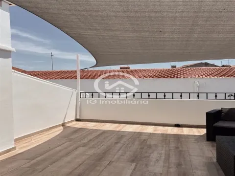 Building in downtown Setúbal.
