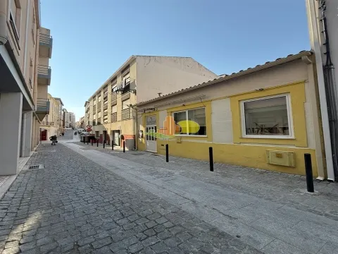 Restaurante a funcionar