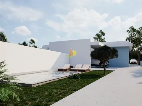 M4 Detached - Single storey with swimming pool