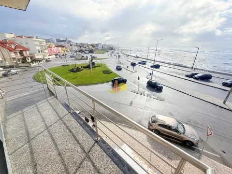 2-bedroom apartment in Tamargueira! First line to the sea!