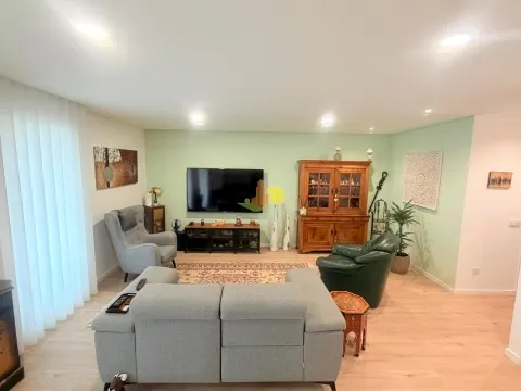 T2+2 Duplex con doppio garage