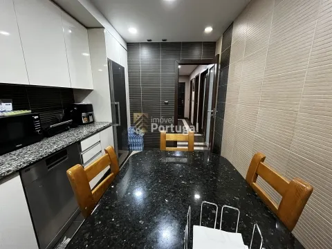 Wohnung 4 Schlafzimmer