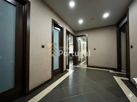 Wohnung 4 Schlafzimmer