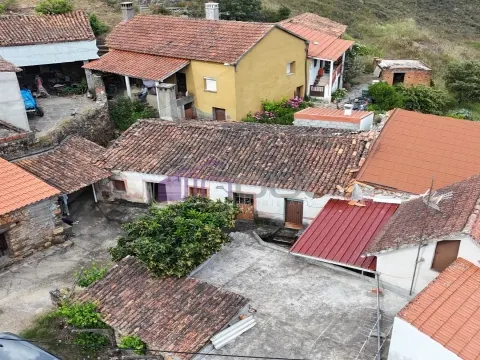 Bedroom House with Patio and Basement – Casalinho, Montes da Senhora, Proença-a-Nova