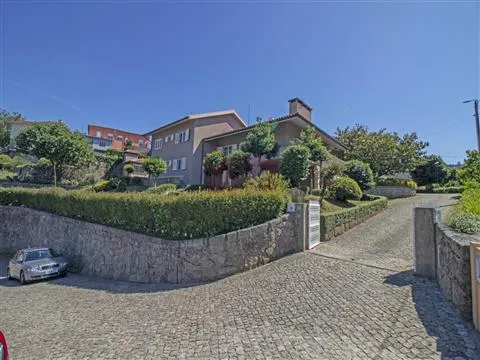 Casa Indipendente 5 Vani +3