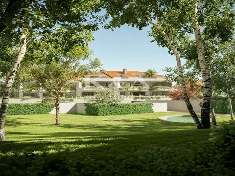 Apartamento T4 em novo condominio.