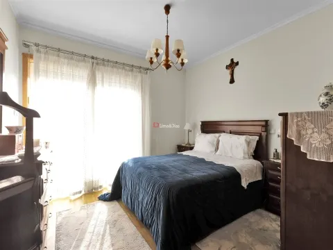 T-3 Duplex em Paredes