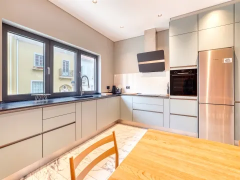 🏡Moradia Nova para Arrendamento em Algueirão, Sintra