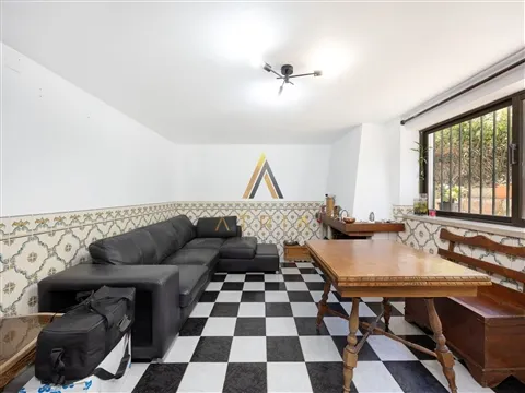 Moradia T7 Pombal | Elevado potencial de desenvolvimento Imobiliário
