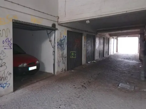Garagem à venda na avenida Afonso Paiva s/n
