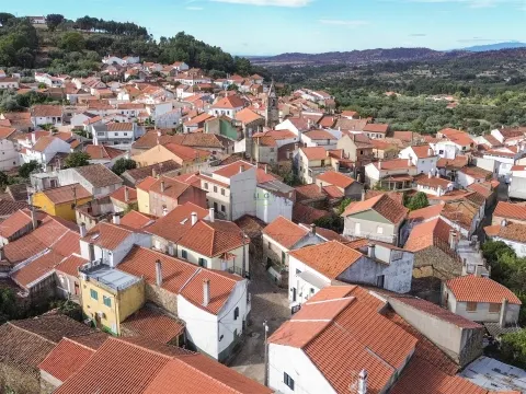 Moradia T2 em Aranhas