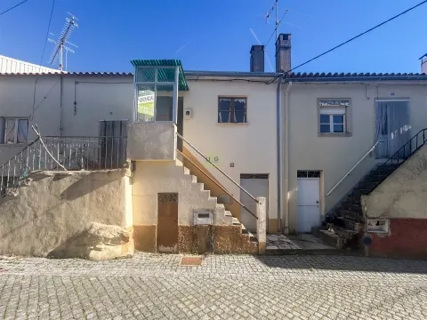 Moradia em Banda T2