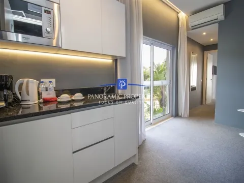  New on the market ! Elegant studio apartment with a seperate bedroom, on a prestigious resort