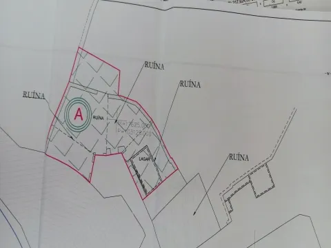 Ruina em Granito em Oliveira de Barreiros