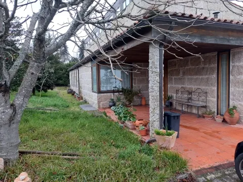 Moradia T8 em Ínsua, Penalva do Castelo