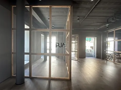 Espaços Comerciais Coworking em Tondela