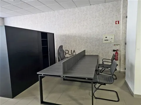 Espaços de Coworking para arrendamento  em Viseu