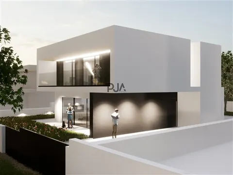 Moradia T4 em fase de projeto em S. João de Lourosa, Viseu