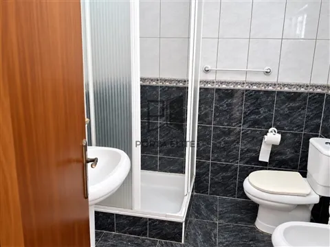 Andar de moradia T2 mobilado em Mosteiro de Silgueiros, Viseu