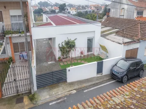 MORADIA T3 COMO NOVA EM AVEIRO/SANTA JOANA 