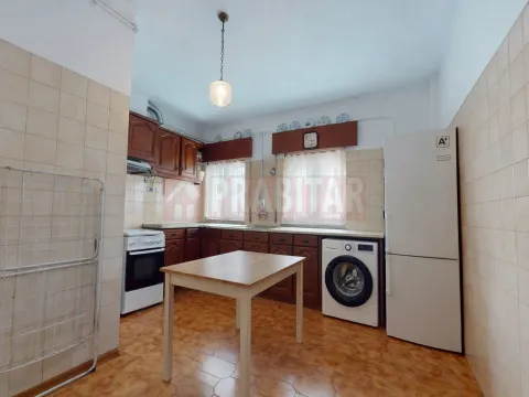 APARTAMENTO T2 COM SÓTÃO NA URBANIZAÇÃO DO LORETO EM COIMBRA