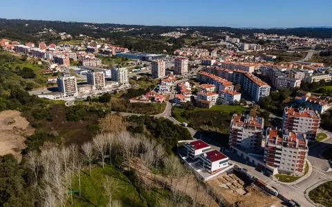 MORADIA T4 GEMINADA ÀS ABADIAS - FIGUEIRA DA FOZ