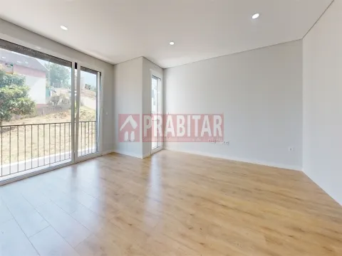 MORADIA T3 NOVA EM SANTA CLARA