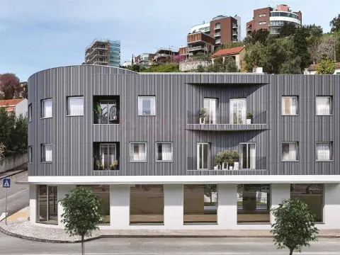 APARTAMENTO T2 COM GARAGEM NA AV. DA GUARDA INGLESA EM COIMBRA