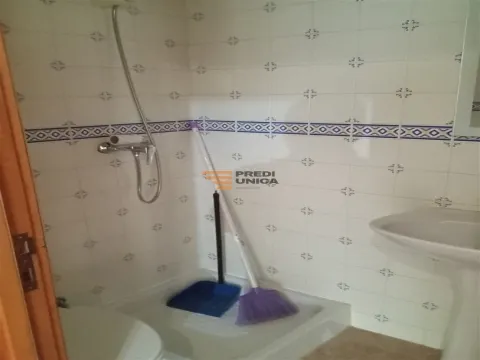 T2 para Arrendamento em Miramar