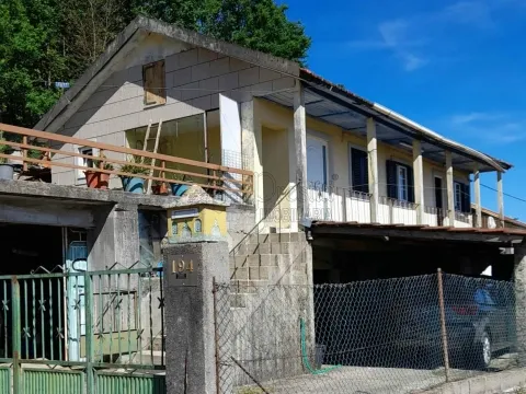 Casa de 2 dormitorios en Borba de Godim, Felgueiras