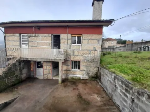 Casa con 3 camere da letto in vendita a Marco de Canaveses