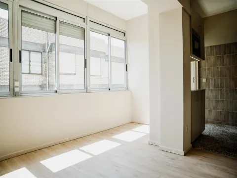 Wohnung 3+1/2 Schlafzimmer