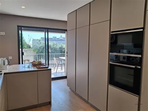Casa T4 como nova