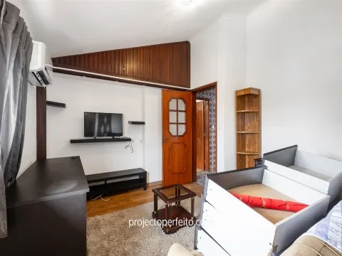 Apartamento T5+1