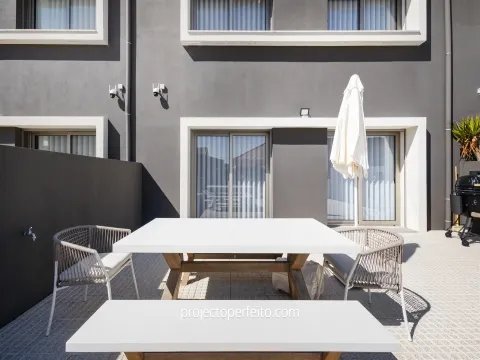 Doppelhaus 4 Schlafzimmer