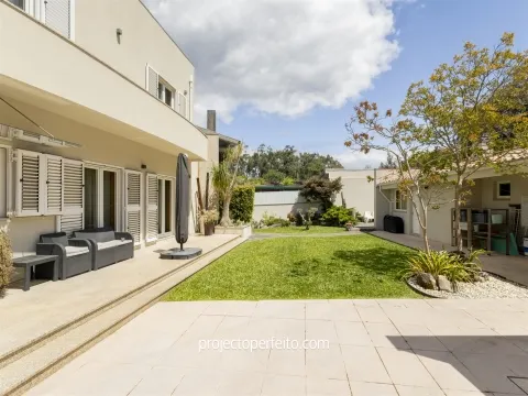 Detached house T4