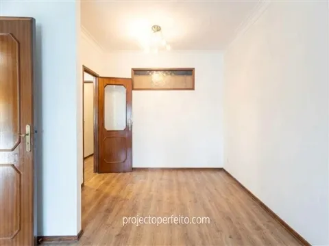 Apartamento T2+1